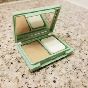 🚫SOLD✔ CLINIQUE PERFECTLY REAL Compact SHADE 126